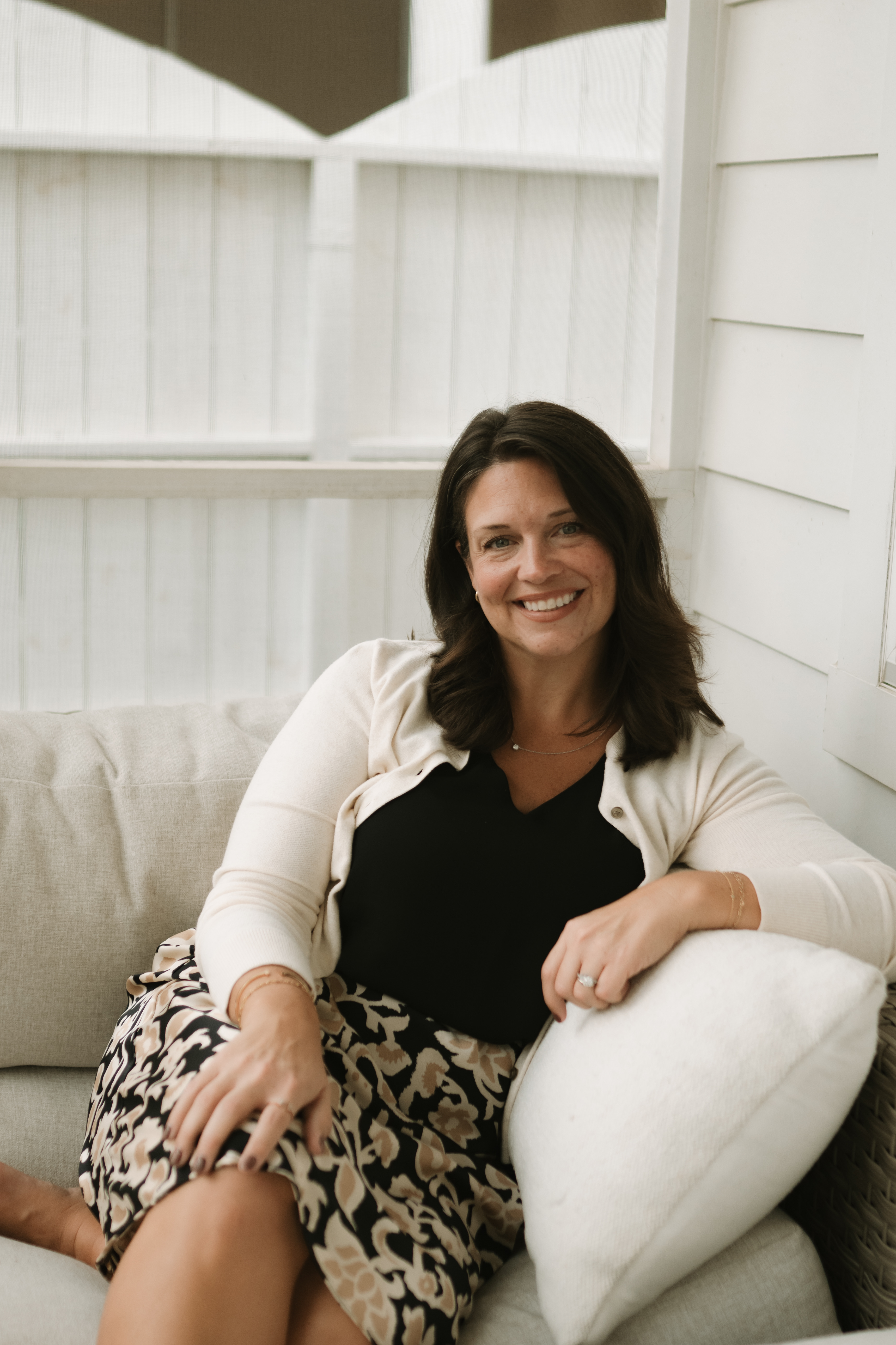 Amanda Custer, TFW Global co-founder and head trader, explaining the forex trading learning journey
