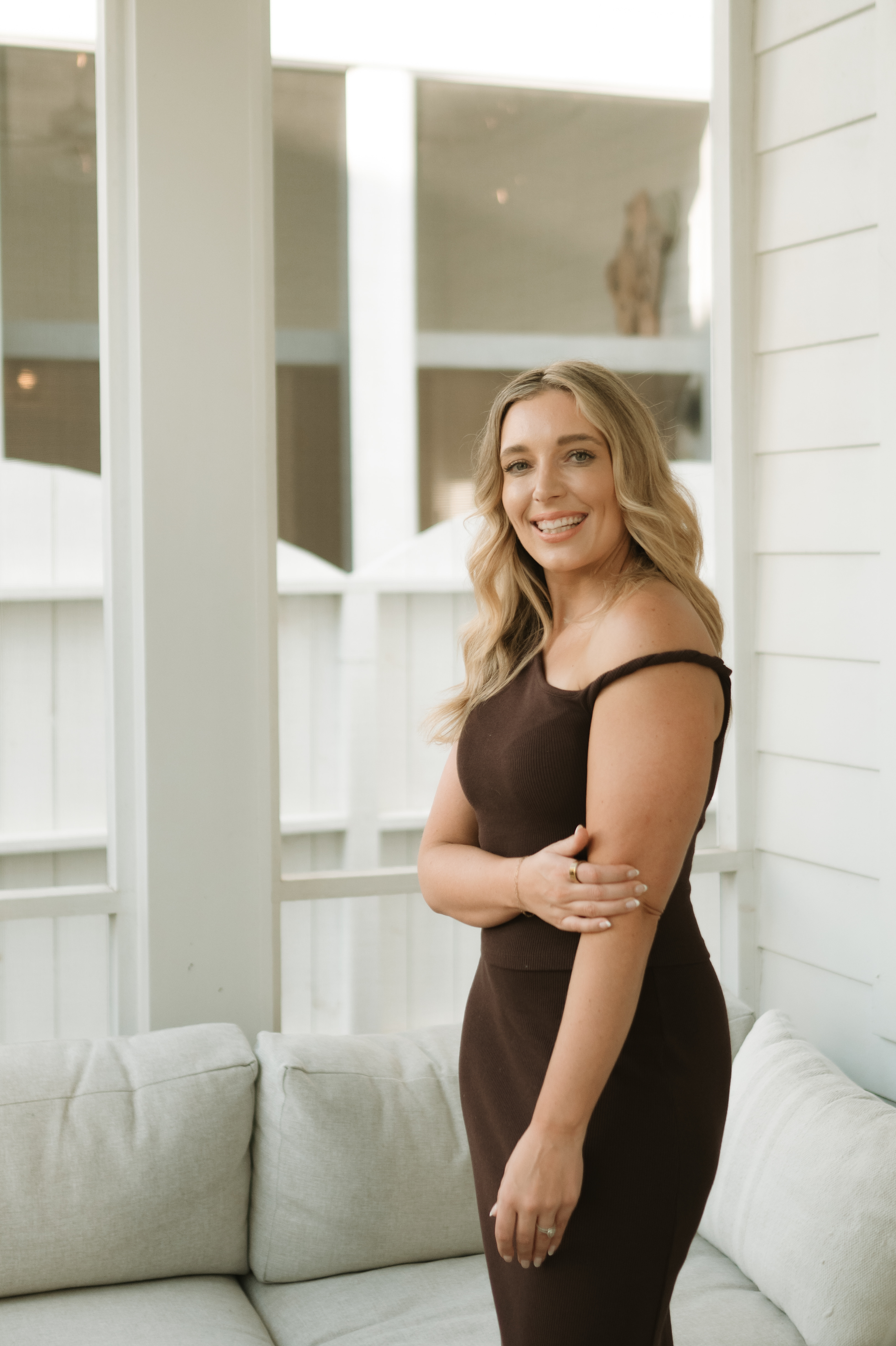 Jemma Wilson, TFW Global co-founder and mindset coach, speaking to a group of women traders at a live community event