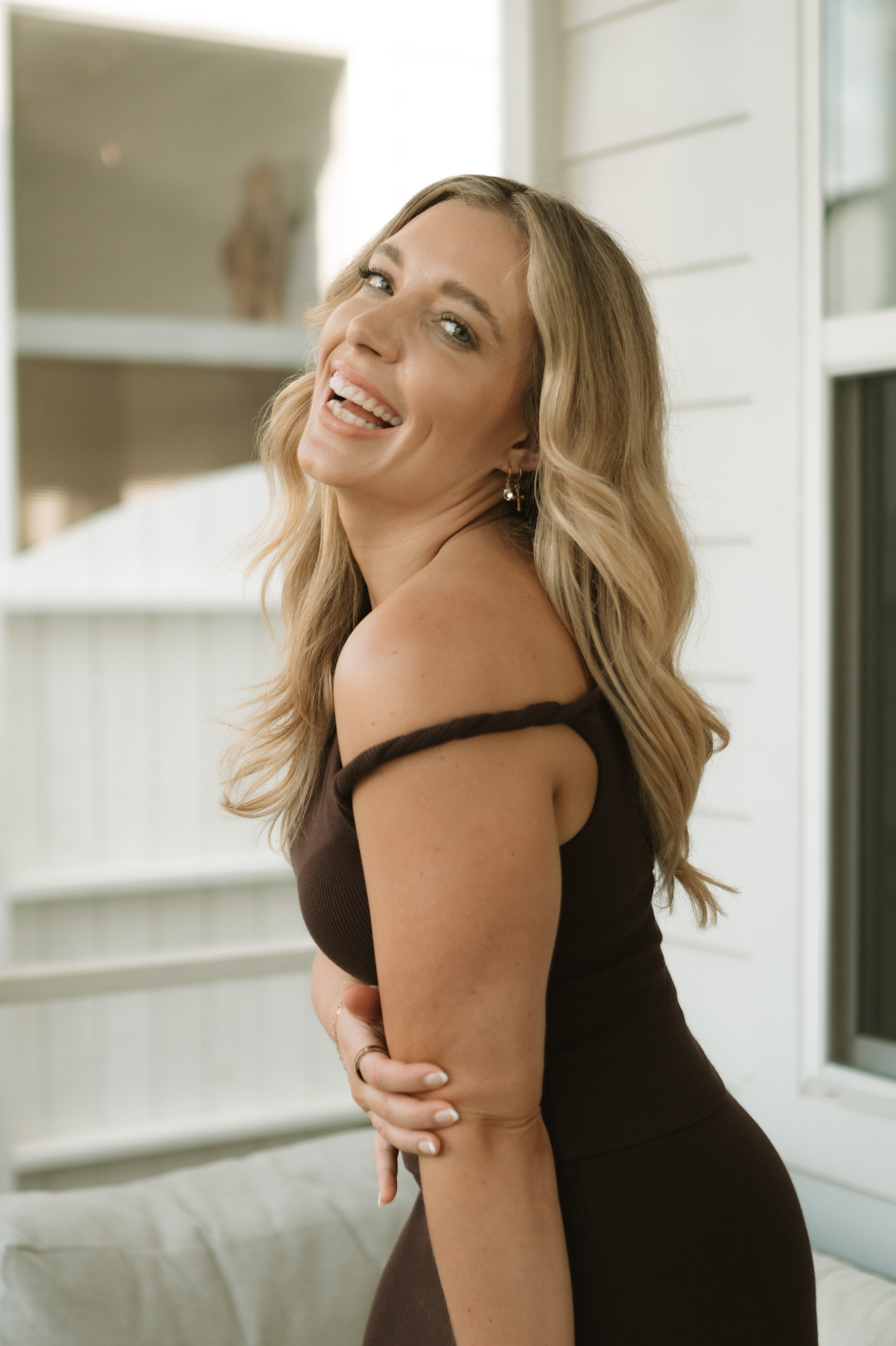Jemma Wilson, TFW Global co-founder and mindset coach, speaking with women traders at a community event