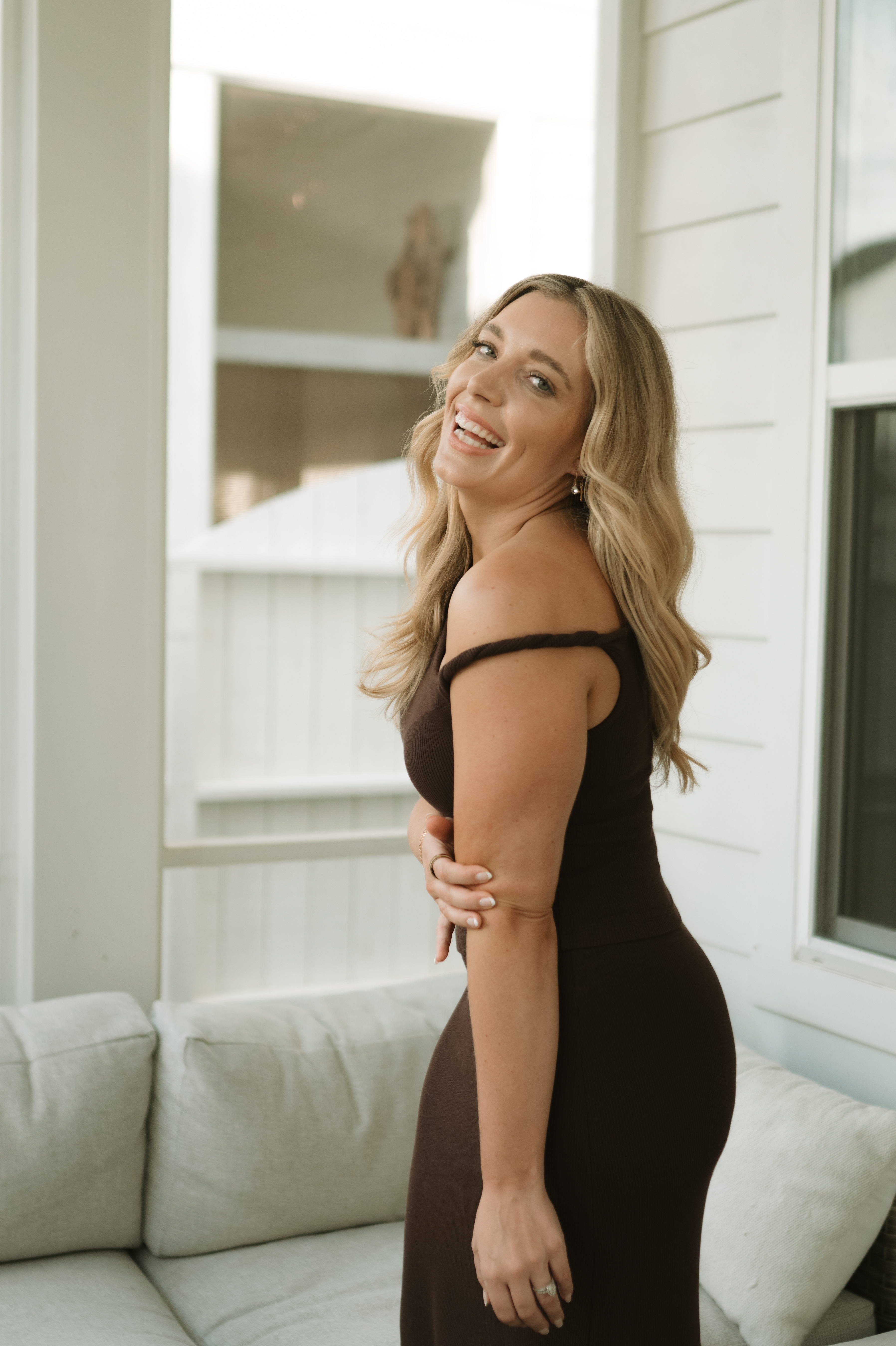 Jemma Wilson, TFW Global founder and mindset coach, in a coaching session with women traders